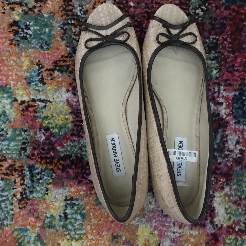 Steve Madden small heel wedge